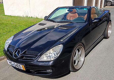 Mercedes-Benz SLK 230