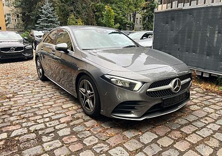 Mercedes-Benz A 180 Business Solution AMG - Benzin - Automat