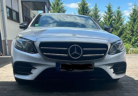 Mercedes-Benz E 220 d 4Matic 9G-TRONICAMG Line