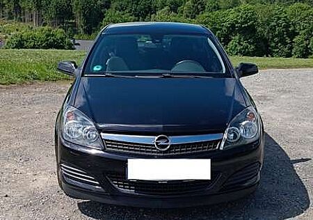 Opel Astra H GTC