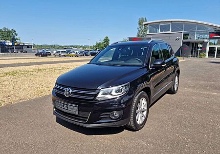 VW Tiguan Volkswagen Lounge Sport &Style BMT/Panorama/75000km