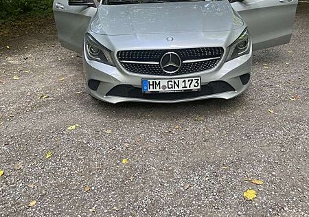 Mercedes-Benz CLA 200 7G Automatik Night Edition