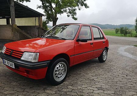 Peugeot 205 Automatik