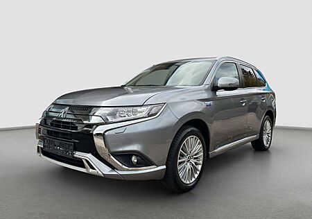 Mitsubishi Outlander PHEV Basis 4WD*1.Hand*Kamera*LED*Temp.