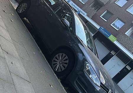VW Golf Variant Volkswagen Trendline BMT