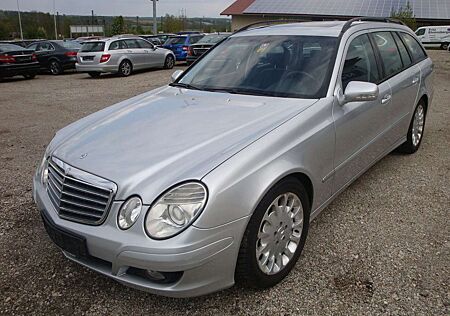 Mercedes-Benz E 200 T K Classic Sport-Paket/Leder/Schiebedach