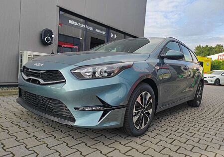 Kia XCeed Ceed SW / cee'd SW Sportswagon Spin AT Spin*Navi*Shzg*Lhzg*PDC*Cam...
