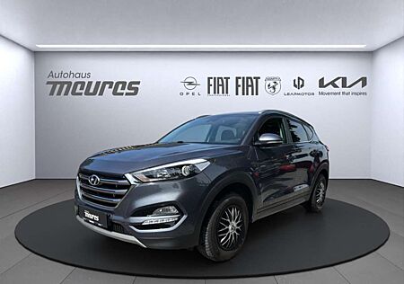 Hyundai Tucson Navi Klimaautom AHK-abnehmbar 8-fach bereift SHZ T