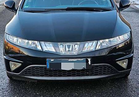 Honda Civic 2.2i-CTDi Sport