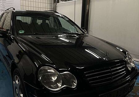 Mercedes-Benz C 180 T Kompressor Automatik !HU Neu!