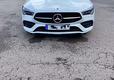 Mercedes-Benz CLA 200 d Shooting Brake 8G-DCT Edition 2021 - Garantie 27