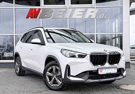 BMW X1 xDrive Panorama Sportsitz AHK adap.LED DrivingPlu