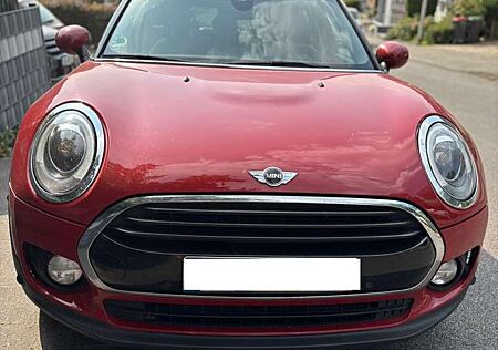 Mini Cooper Clubman interieur ist john cooper works (lenkrad, chrome..
