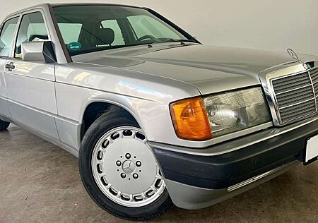 Mercedes-Benz 190 gebraucht kaufen Mercedes-Benz 190 E 2.0L W201 OLDTIMER TÜV NEU