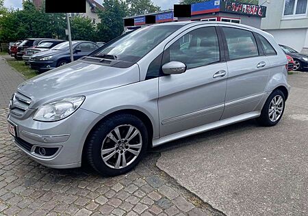 Mercedes-Benz B 200 CDI DPF Aut KLIMA-TEILLEDER-SHZ-TÜV 11.2026