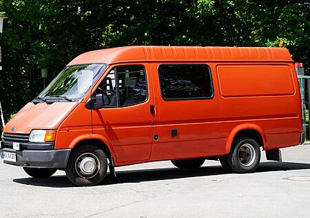 Ford Transit 120