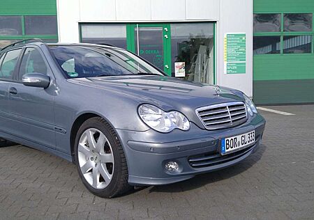 Mercedes-Benz C 240 C-Klasse T-Modell T Classic Sport Edition
