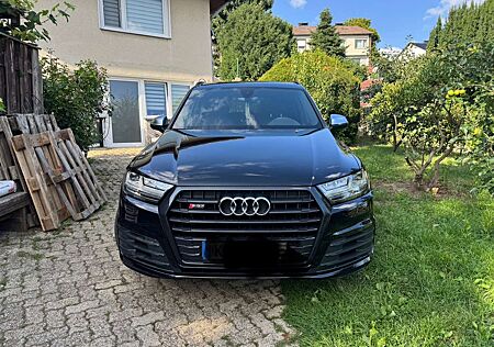 Audi SQ7 4.0 TDI quattro tiptronic