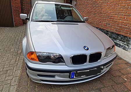 BMW 318i 318