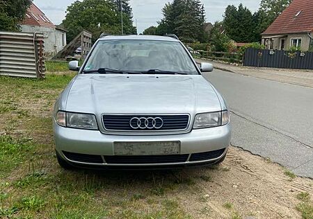 Audi A4 Avant 1.8