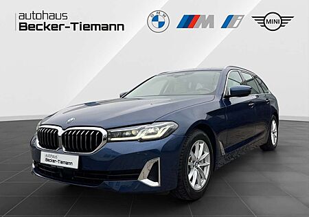 BMW 530 d xDrive Touring Luxury Line Head-Up AHK