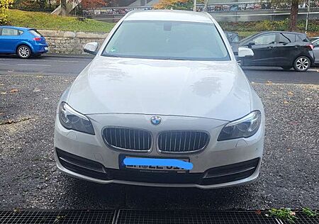 BMW 520d 520 Touring Aut. Luxury Line