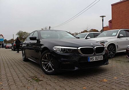 BMW 520 dxDrive*Msportpaket*Glassdach*Rü-Kamera*Leder