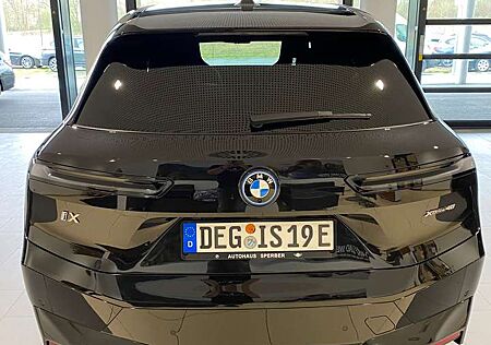 BMW iX xDrive40