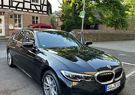 BMW 320i 320 xDrive Aut. M Sport