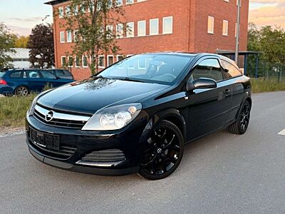 Opel Astra H GTC Sport