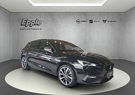 Seat Leon FR AHK-klappbar Navi LED . ACC Winterpaket Carplay