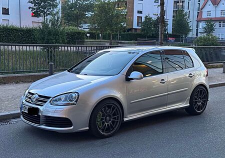 VW Golf Volkswagen R32 4Motion DSG