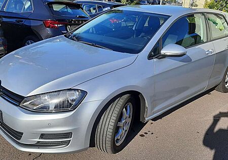 VW Golf Volkswagen Comfortline BMT