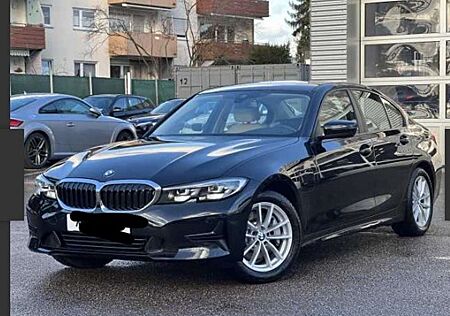BMW 330 e Advantage
