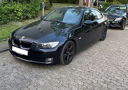 BMW 320i 320 Coupe