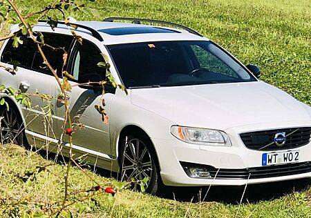 Volvo V70 gebraucht kaufen Volvo V70 Linje Svart