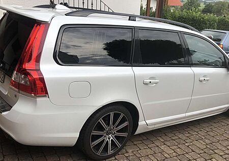 Volvo V70 Schöner sportlicher D4 Linje Svart Kombi
