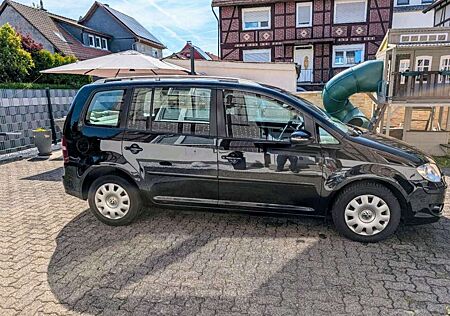VW Touran Volkswagen 1.9 TDI DPF Trendline