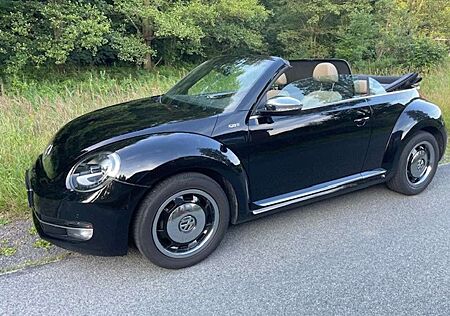 VW Beetle Volkswagen Cabriolet 1.6 TDI BlueMotion Technology 50s