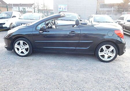 Peugeot 207 CC Cabrio/Roland Garros/Navi/PDC/TUV.11.2026