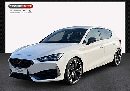 Cupra Leon 2.0TSI DSG ACC DCC KESSY FULLINK PARKLENK V+H KAME