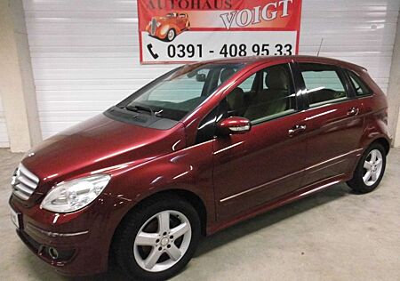 Mercedes-Benz B 200 Sitzheizung, Teilleder, rot-met.