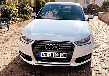 Audi A1 1.0 TFSI ultra Sportback