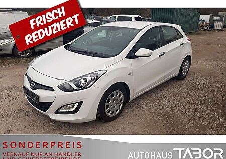 Hyundai i30 1.6 MPI Autom. SHZ PDC MFL 8-Fach