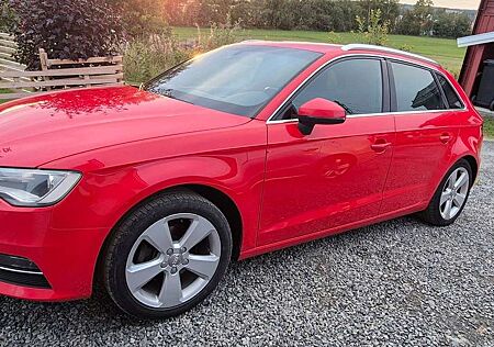 Audi A3 1.4 TFSI Sportback S tronic Attraction