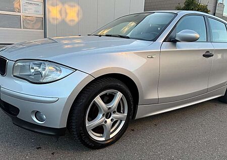 BMW 118 AUTOMATIK TÜV NEU,KLIMA,PDC,SCHIEBEDACH