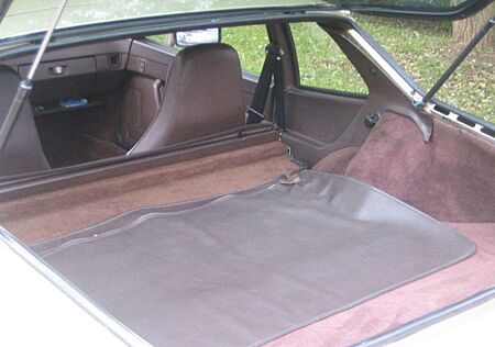 Porsche 944