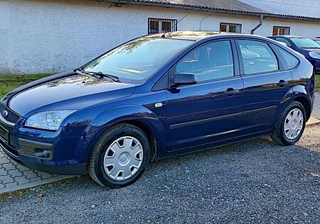 Ford Focus 1,8 Fun X