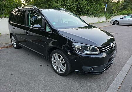 VW Touran Volkswagen 1.6 TDI DPF Comfortline