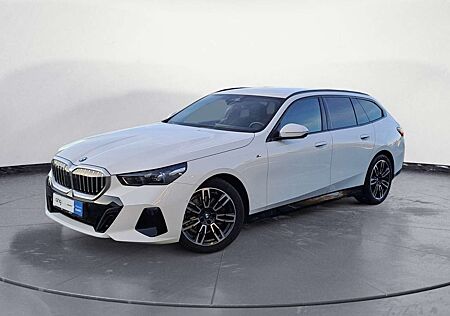 BMW 520 d xDrive Touring M Sportpaket PDC Kurvenlicht